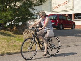 Frau auf Modell Sprint