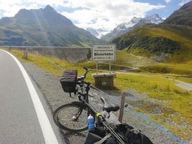 Roadster zum Silvrettapass