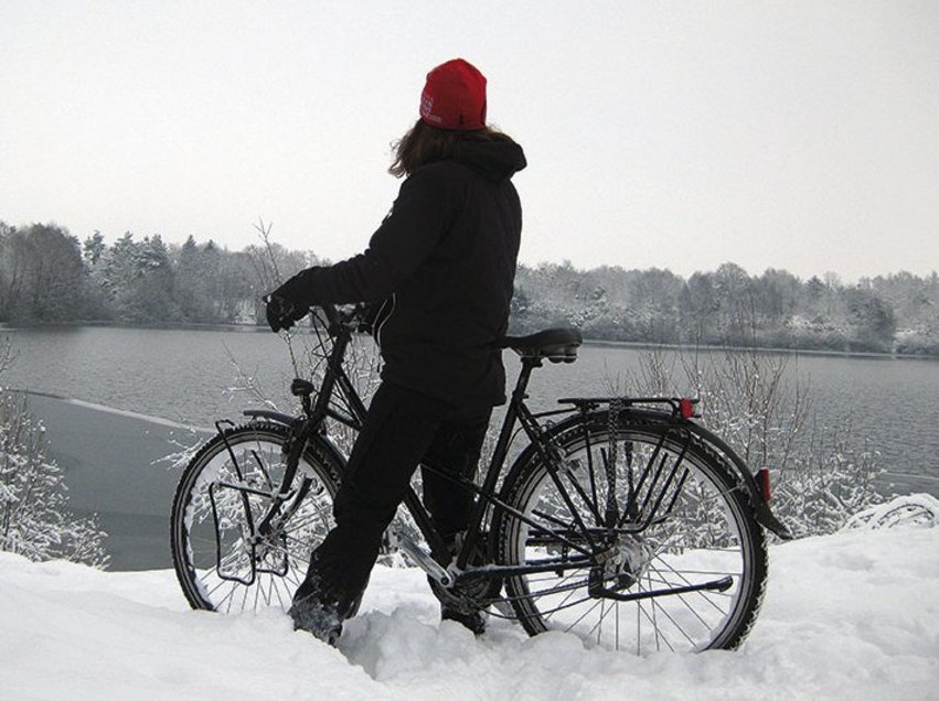 Roadster im Schnee